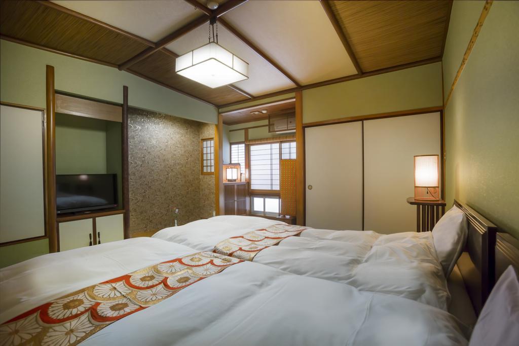 Kinosaki Onsen Hanakouji Saigetsu Тойоока Екстер'єр фото